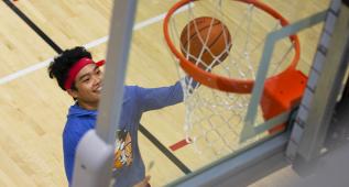 Basketball Feature Card